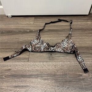 Victorias Secret Very Sexy Leopard/Black Reversible Balconet Sling Bra